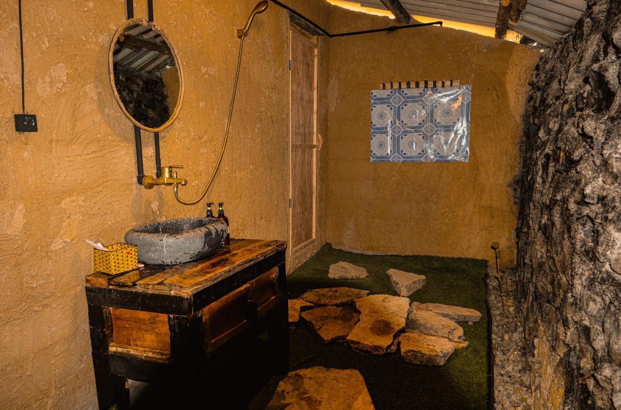Nhà Trà Long Cổ Trấn - Homestay&Tea Ceremony Loung Co Extérieur photo