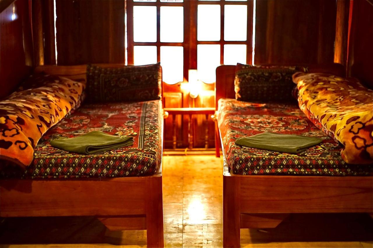 Nhà Trà Long Cổ Trấn - Homestay&Tea Ceremony Loung Co Extérieur photo