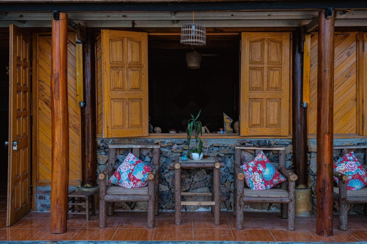 Nhà Trà Long Cổ Trấn - Homestay&Tea Ceremony Loung Co Extérieur photo